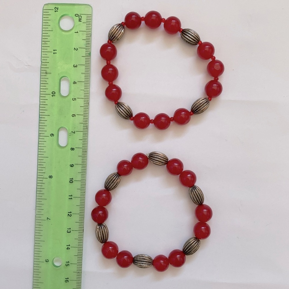 Vintage Semi-Precious Beaded Bracelet Red
